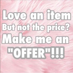 I’m trying to clear out my closet!! 💗